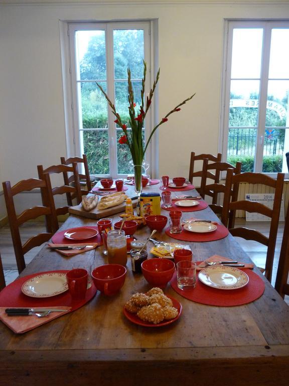 Le Betrot Bed and Breakfast Estissac Eksteriør billede